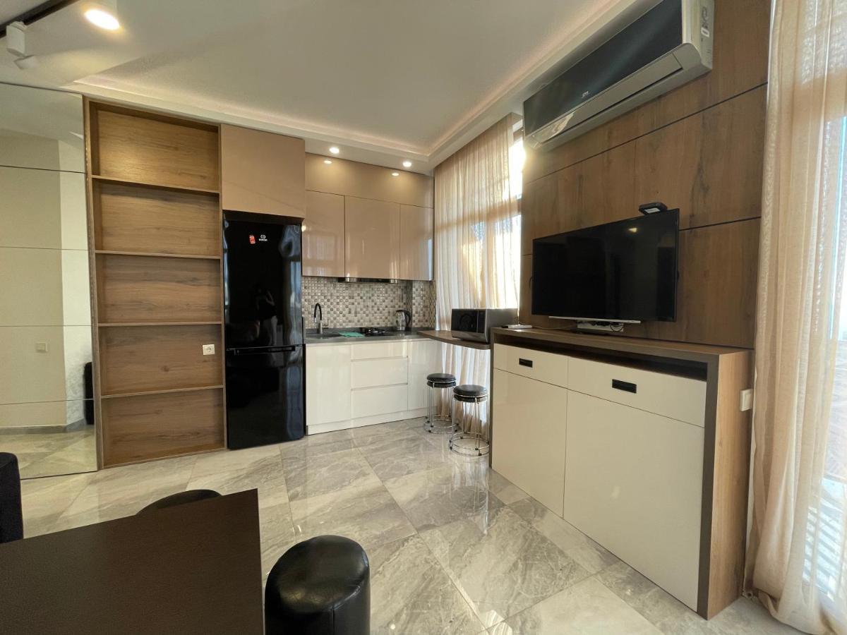 Apartments At Like House บาทูมิ ภายนอก รูปภาพ