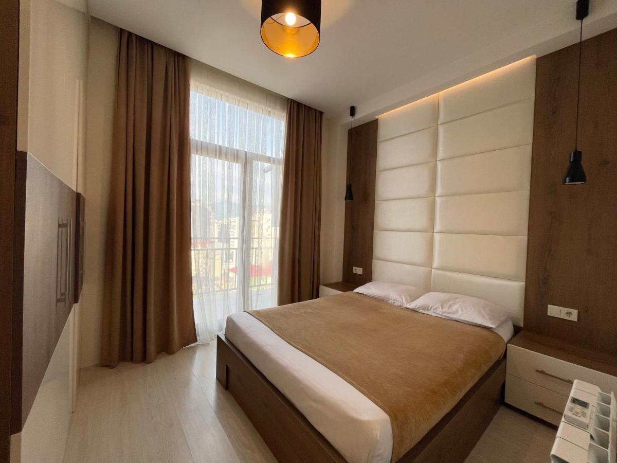 Apartments At Like House บาทูมิ ภายนอก รูปภาพ