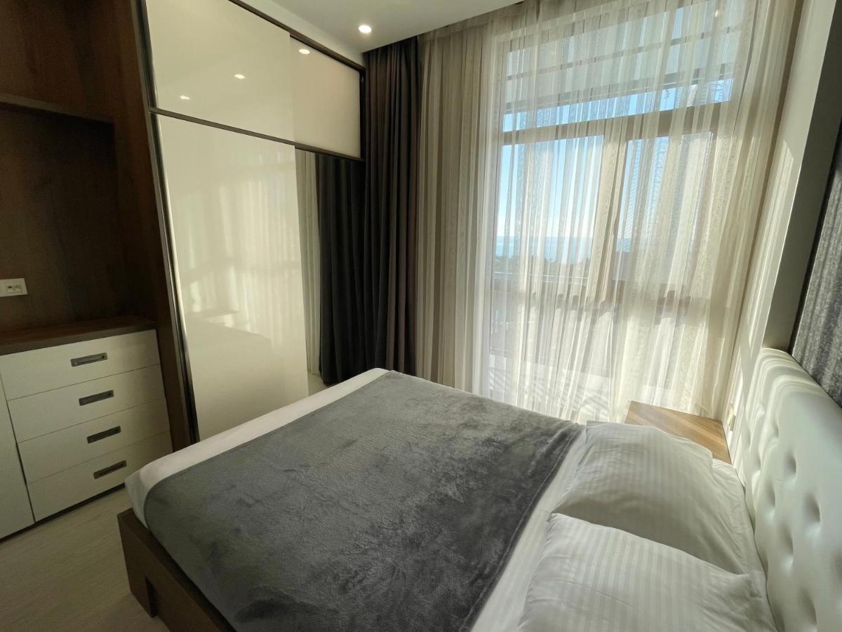 Apartments At Like House บาทูมิ ภายนอก รูปภาพ